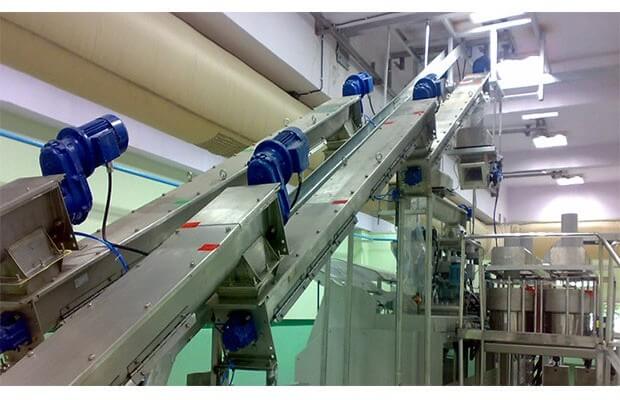 workplace-assembly-usage-of-screw-conveyor
